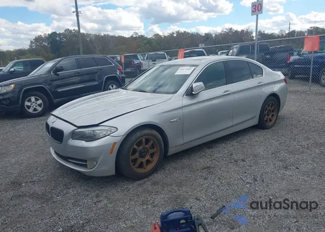 2011 BMW 528I из США, поврежденный, VIN WBAFR1C59BC260926